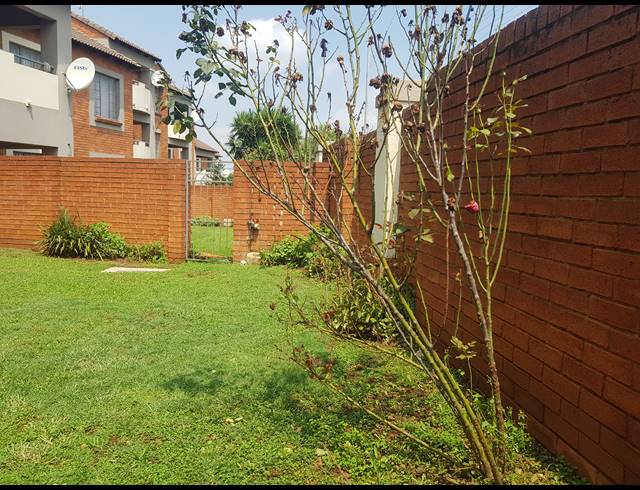 2 BEDROOM APARTMENT TO LET IN DIE HOEWES